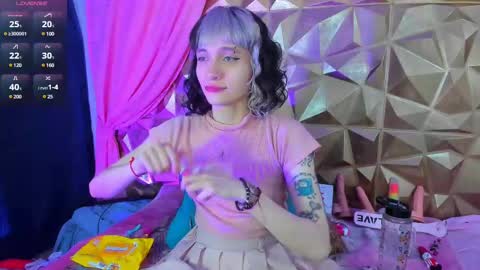  emmili  online show from 03/03/25, 12:16