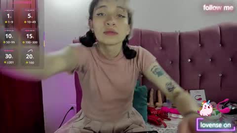  emmili  online show from 10/20/25, 12:05