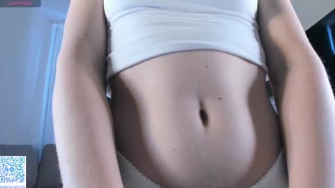 Snapshot of sweet_fairyyy chatting on 03/05/25, 09:27 Julia online show from 03/05/25, 09:27