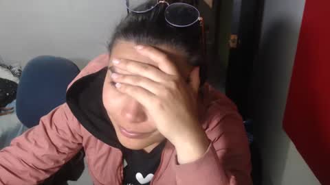 Snapshot of sweet_fantasy_couple chatting on 02/26/25, 01:00 sweet_fantasy_couple online show from 02/26/25, 01:00