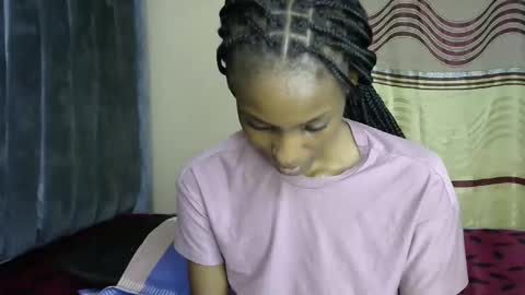 sweet_freaky online show from 05/14/26, 06:47