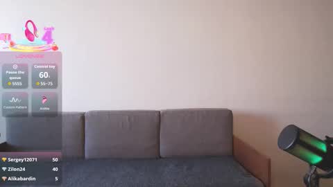 sweet_girl8484 online show from 03/16/26, 05:24