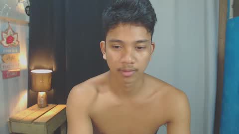 Snapshot of sweet_guyxx chatting on 01/23/25, 12:30 sweet_guyxx online show from 01/23/25, 12:30