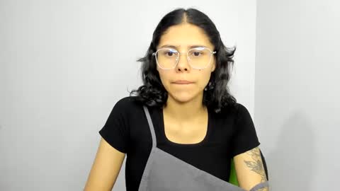 Snapshot of sweet_hann chatting on 01/26/25, 10:57 Hanna online show from 01/26/25, 10:57