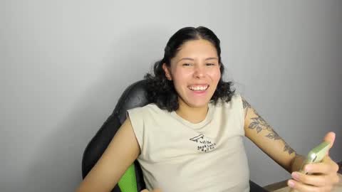 Snapshot of sweet_hann chatting on 02/18/25, 11:52 Hanna online show from 02/18/25, 11:52