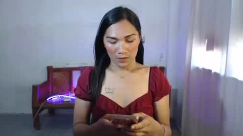 hanna mae online show from 11/28/25, 04:04