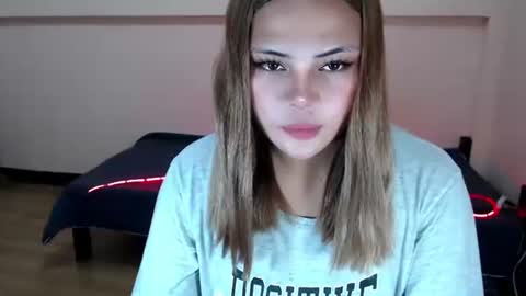 Snapshot of sweet_hard_queenxxx chatting on 11/10/25, 11:37 sophia daisy online show from 11/10/25, 11:37