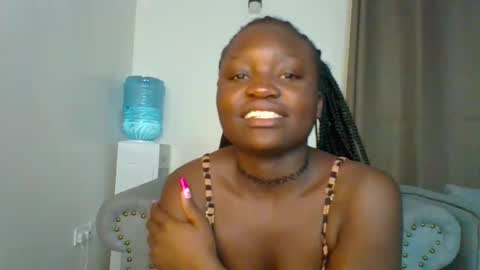 ESTHER NEEMA online show from 01/14/25, 04:47