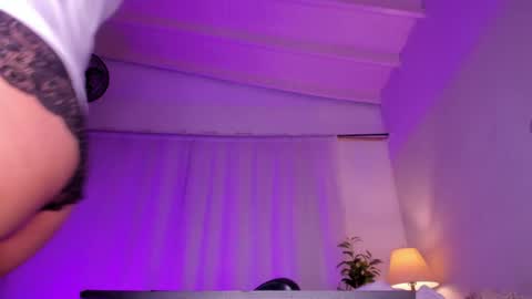 Snapshot of sweet_kahia chatting on 12/26/24, 03:59 Diana online show from 12/26/24, 03:59