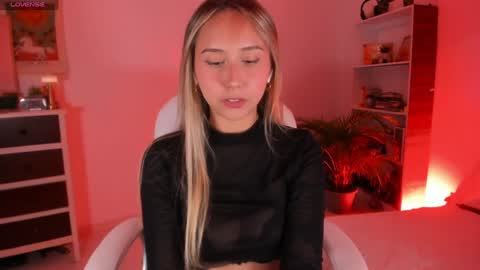 Snapshot of sweet_kalisa chatting on 01/08/25, 04:33 Call me Kali  online show from 01/08/25, 04:33