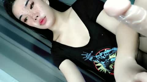 sweet_katrina69 online show from 12/18/25, 10:38