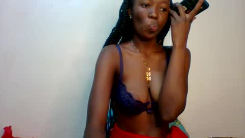 Snapshot of sweet_kcandy chatting on 05/30/26, 06:38 Sweet KCandy online show from 05/30/26, 06:38
