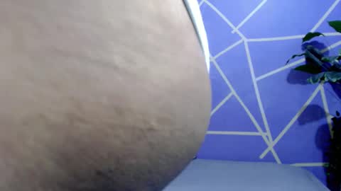 Snapshot of sweet_kendallxxxx chatting on 12/16/24, 07:21 Nicahhh online show from 12/16/24, 07:21