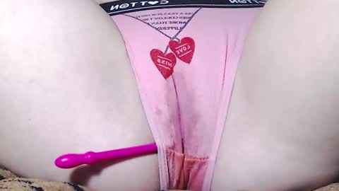 Snapshot of sweet_kitten25 chatting on 02/06/25, 10:26 Kitten online show from 02/06/25, 10:26