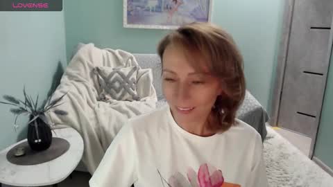 Helen online show from 10/12/25, 06:45