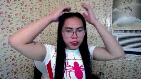 sweet_kyline69 online show from 10/19/25, 11:22
