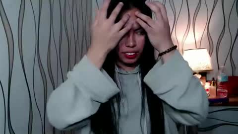 sweet_kyline69 online show from 10/20/25, 05:30