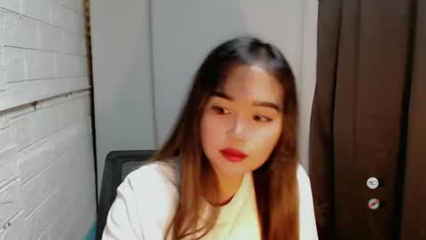 Snapshot of sweet_laika chatting on 12/15/24, 03:09 LAIKA online show from 12/15/24, 03:09