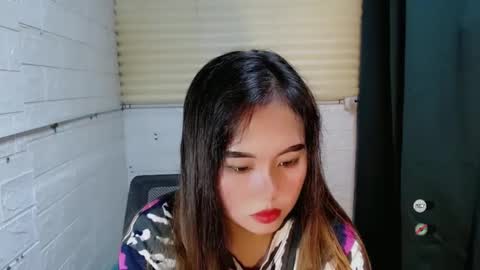 Snapshot of sweet_laika chatting on 01/09/25, 02:11 LAIKA online show from 01/09/25, 02:11