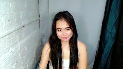 Snapshot of sweet_laika chatting on 12/03/25, 05:22 LAIKA online show from 12/03/25, 05:22