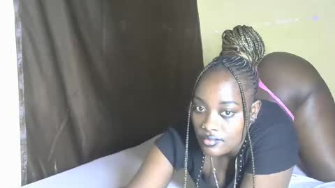 sweet_leen895891 online show from 02/20/25, 06:13