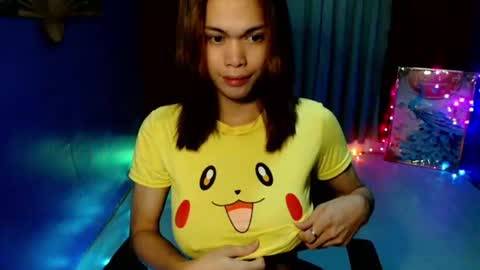 Snapshot of sweet_like_angel143 chatting on 06/24/26, 09:08 angie online show from 06/24/26, 09:08