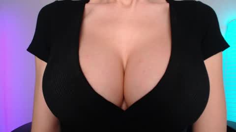 Jen online show from 04/13/26, 07:36