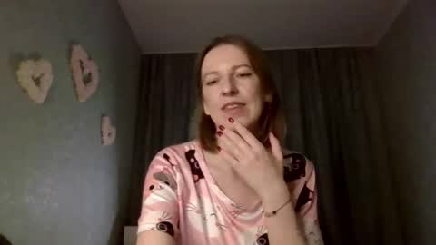 sweet_lilbunny online show from 10/24/25, 02:35
