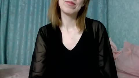 sweet_lilbunny online show from 02/21/26, 05:36
