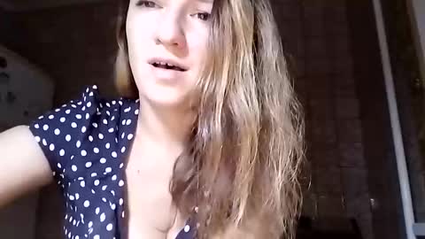 Anna online show from 03/03/25, 04:46