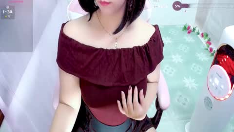 Lily online show from 11/24/25, 08:41