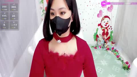 Lily online show from 12/19/25, 08:27