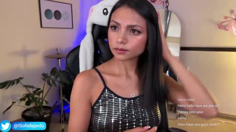 Snapshot of sweet_littleee chatting on 01/09/25, 03:15 free private online show from 01/09/25, 03:15