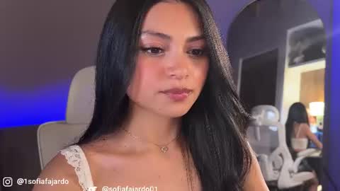 Snapshot of sweet_littleee chatting on 06/25/26, 12:10 free private online show from 06/25/26, 12:10