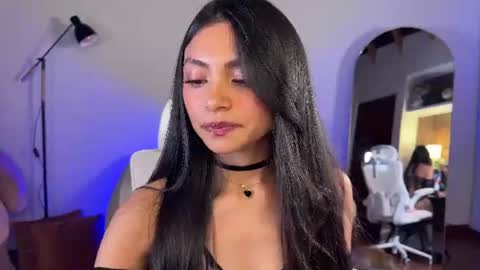 Snapshot of sweet_littleee chatting on 07/02/26, 11:44 free private online show from 07/02/26, 11:44