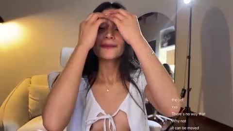 Snapshot of sweet_littleee chatting on 07/23/26, 01:58 free private online show from 07/23/26, 01:58