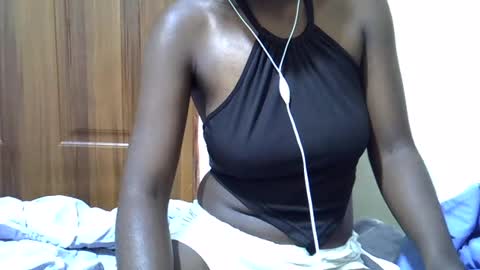 Snapshot of sweet_lma chatting on 06/16/26, 11:13 sweet_lma online show from 06/16/26, 11:13