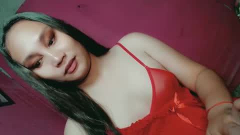 Snapshot of sweet_lover5 chatting on 10/08/25, 03:42 SWEET LOVE online show from 10/08/25, 03:42