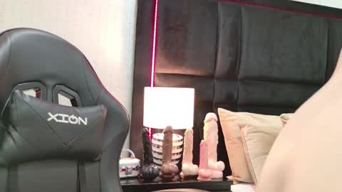 Luciana online show from 11/12/25, 08:30