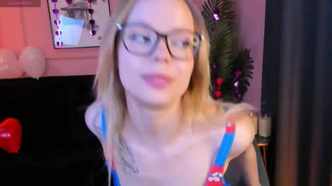 Snapshot of sweet_lucile chatting on 02/12/26, 02:34 Lucy online show from 02/12/26, 02:34