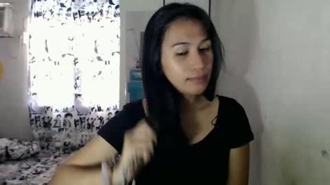 Marie online show from 05/04/26, 01:34