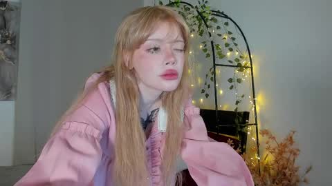 Melissa. Join me on Fansly link in social medias online show from 04/09/26, 09:20