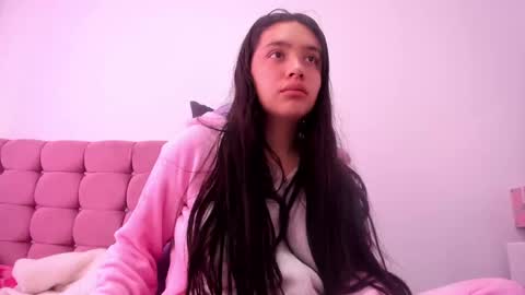 Snapshot of sweet_miiaa chatting on 02/12/25, 02:10 Mia Johns online show from 02/12/25, 02:10