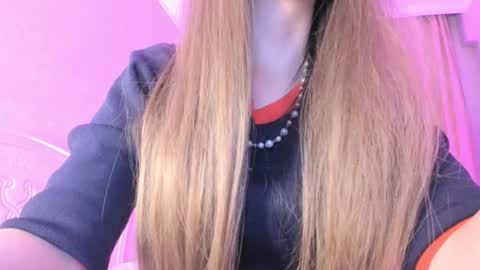 Snapshot of sweet_mikasa chatting on 11/09/25, 05:44 Mikasa online show from 11/09/25, 05:44