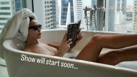 Snapshot of sweet_moan chatting on 04/27/26, 08:01 Dana online show from 04/27/26, 08:01