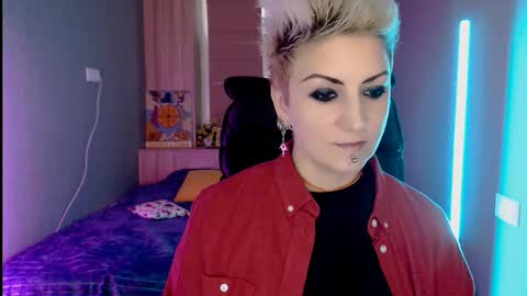 sweet_n_strong online show from 02/15/26, 06:10