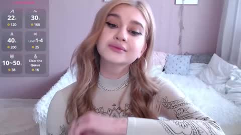 Snapshot of sweet_nicole_333 chatting on 03/10/25, 11:10 sweet_nicole_333 online show from 03/10/25, 11:10