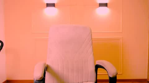 My name is Catalina. Please say hello I like to chat with you. If you have requests please use tip online show from 02/18/26, 03:35