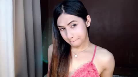 sweet_paprikaxx online show from 06/01/26, 12:51