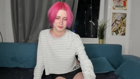 Snapshot of sweet_peach__ chatting on 10/03/25, 11:13 kira online show from 10/03/25, 11:13